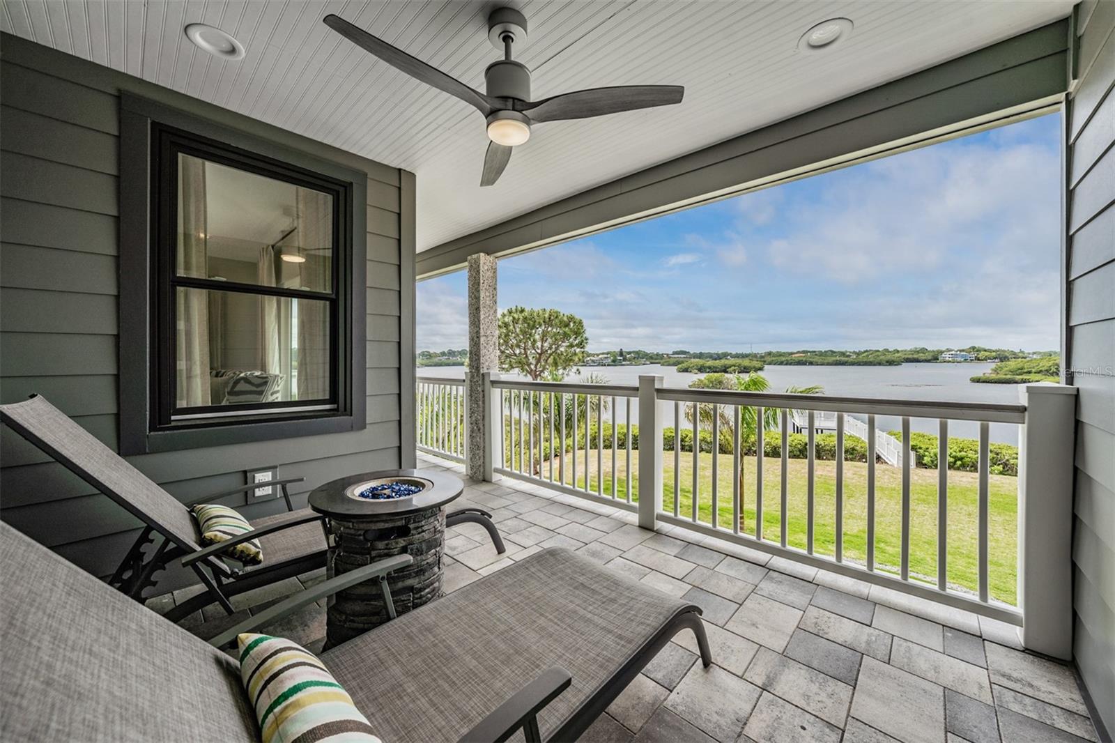 SEASIDE SANCTUARY - Residential