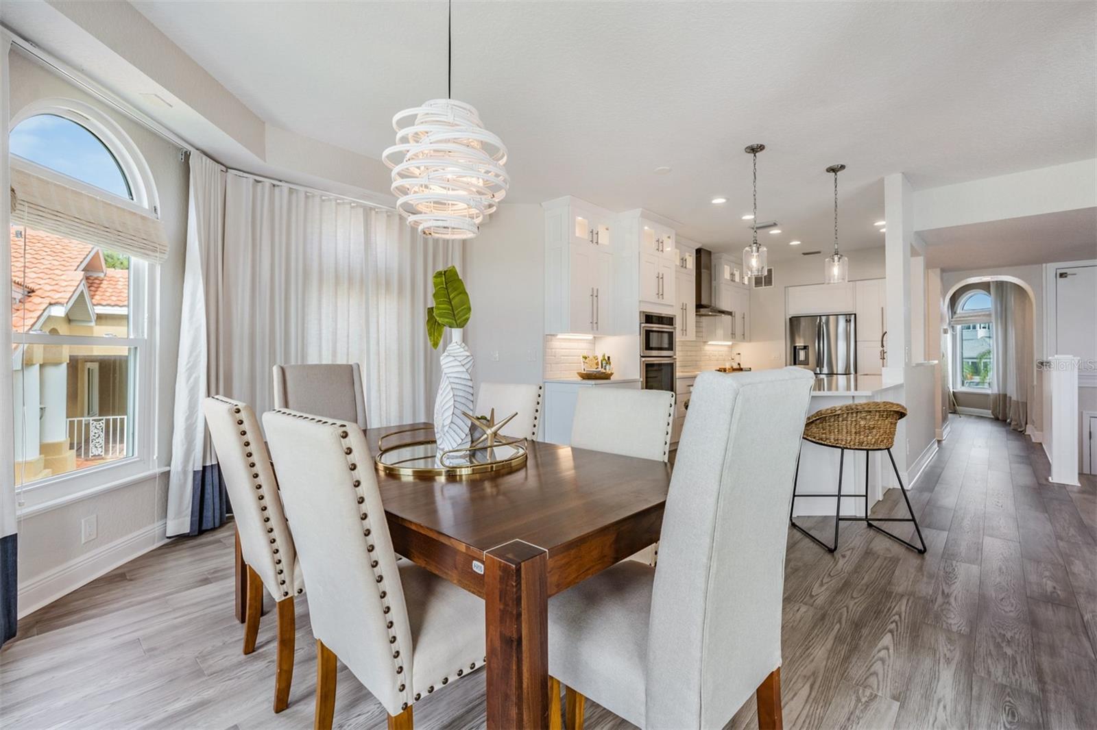 SEASIDE SANCTUARY - Residential