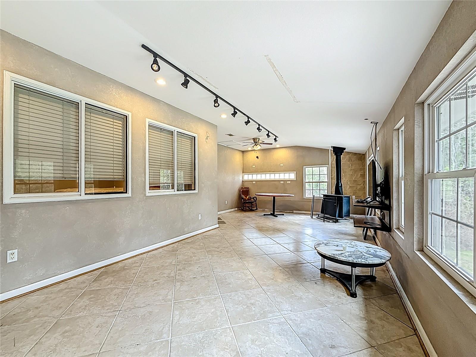 W F HALLAM & COS FARMING & TRUCKING LANDS - Residential