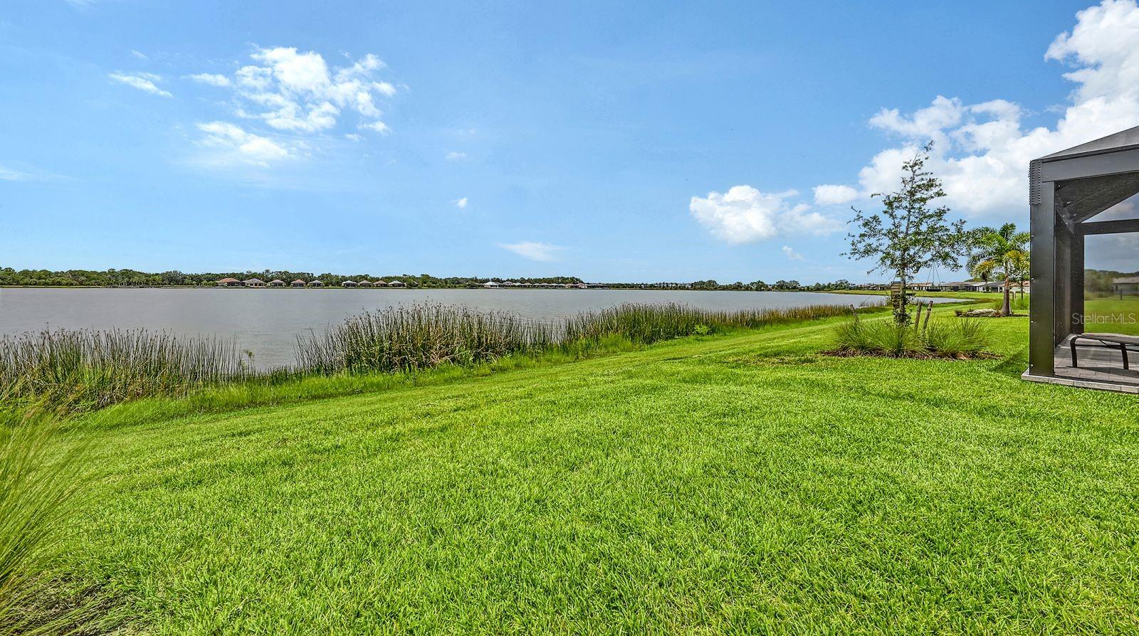 AVANTI/WATERSIDE - Residential Lease