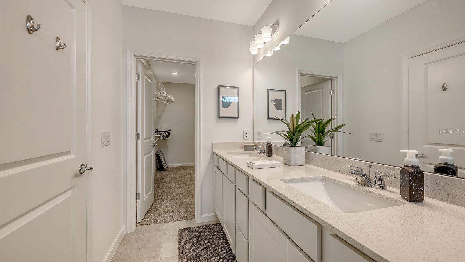 AVANTI/WATERSIDE - Residential Lease