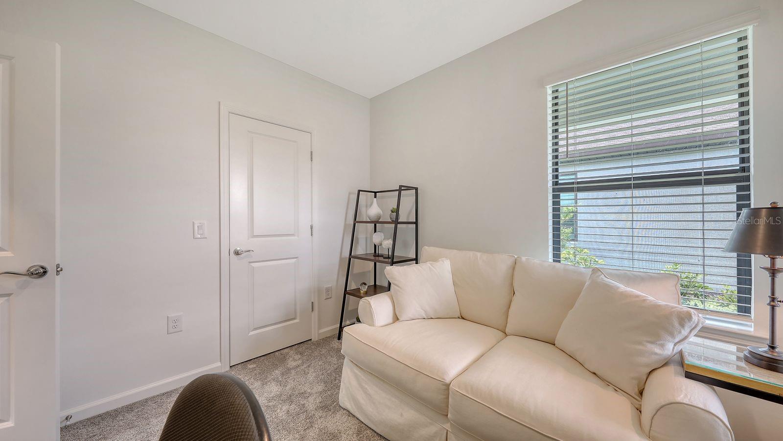 AVANTI/WATERSIDE - Residential Lease