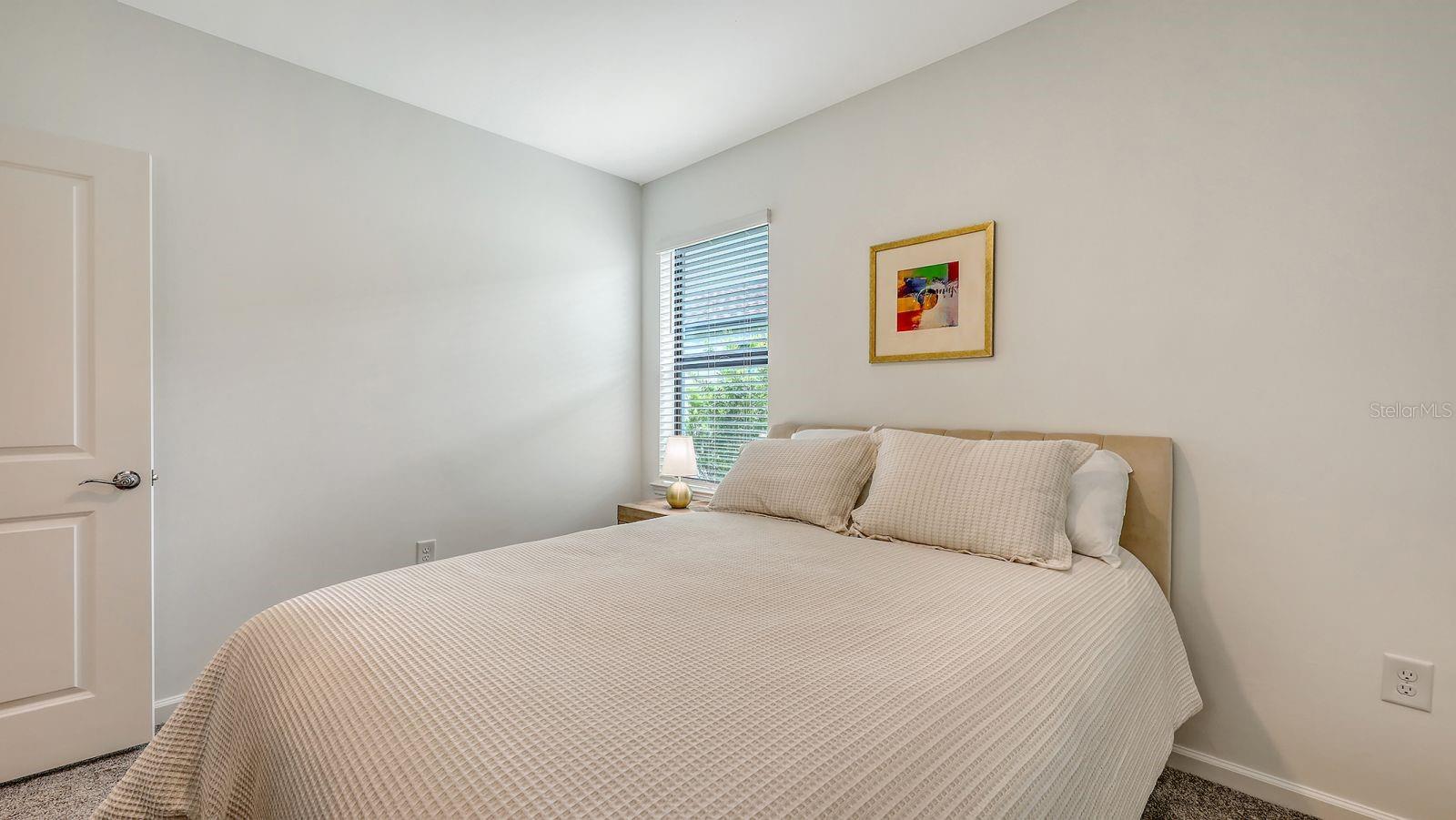 AVANTI/WATERSIDE - Residential Lease