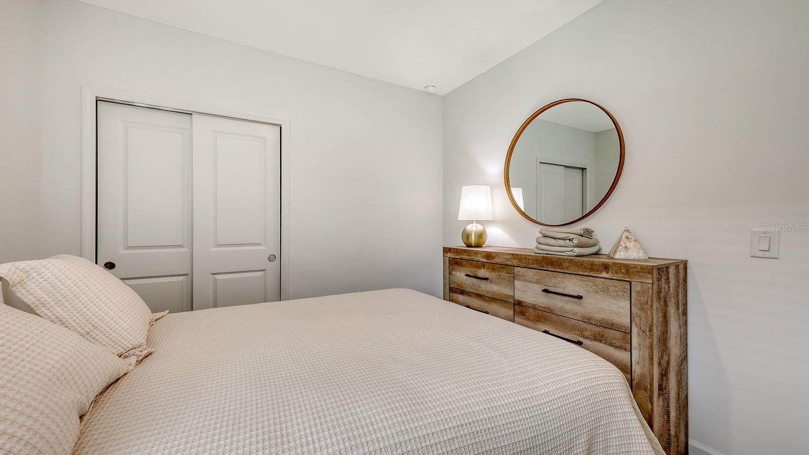 AVANTI/WATERSIDE - Residential Lease
