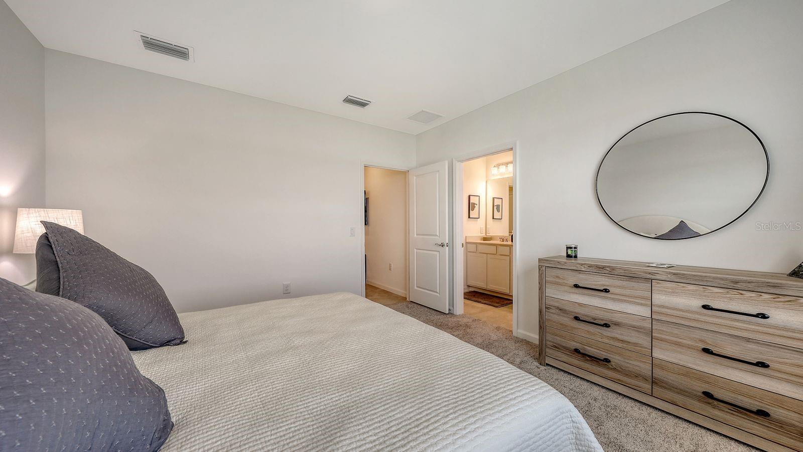 AVANTI/WATERSIDE - Residential Lease