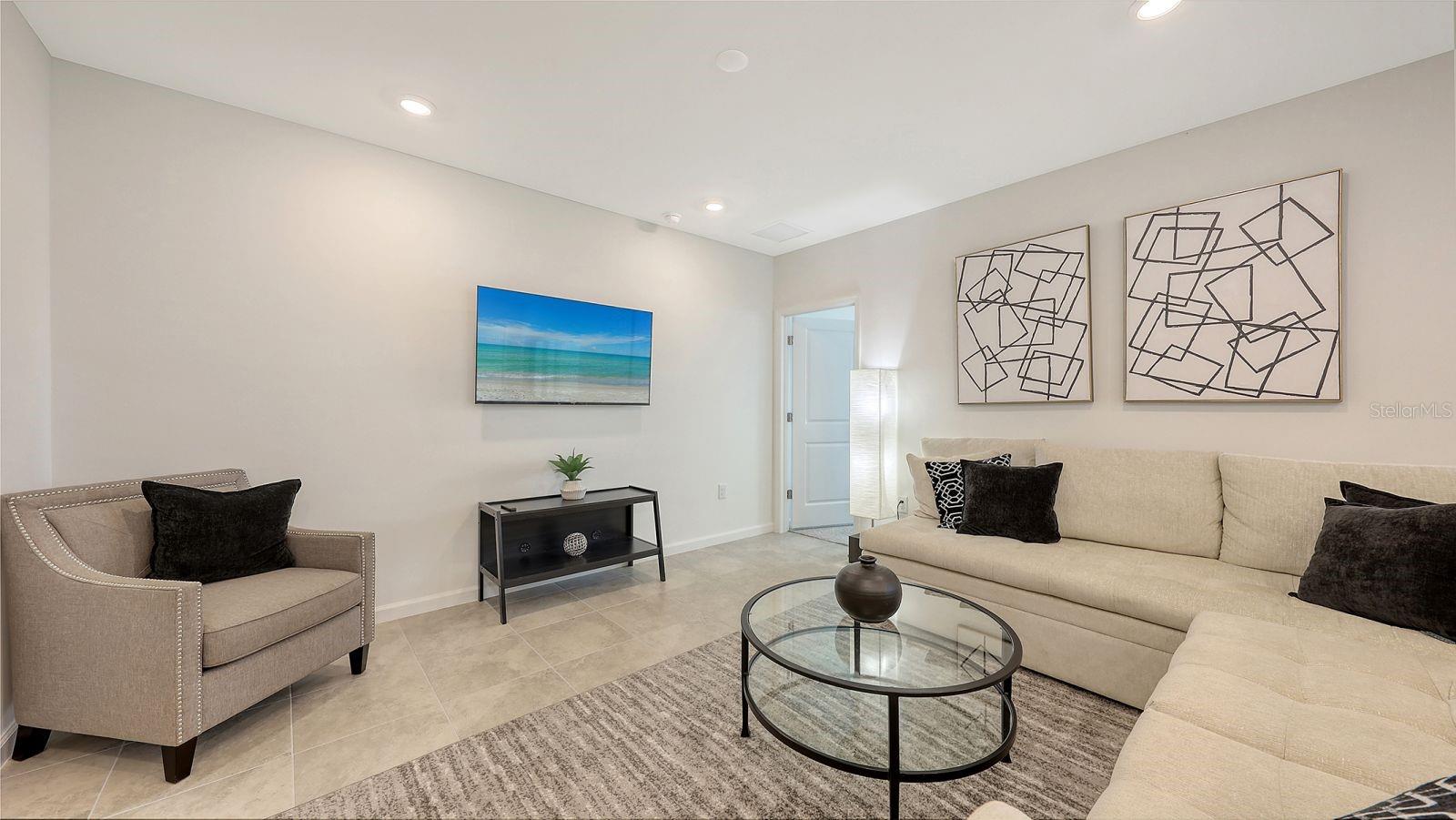 AVANTI/WATERSIDE - Residential Lease
