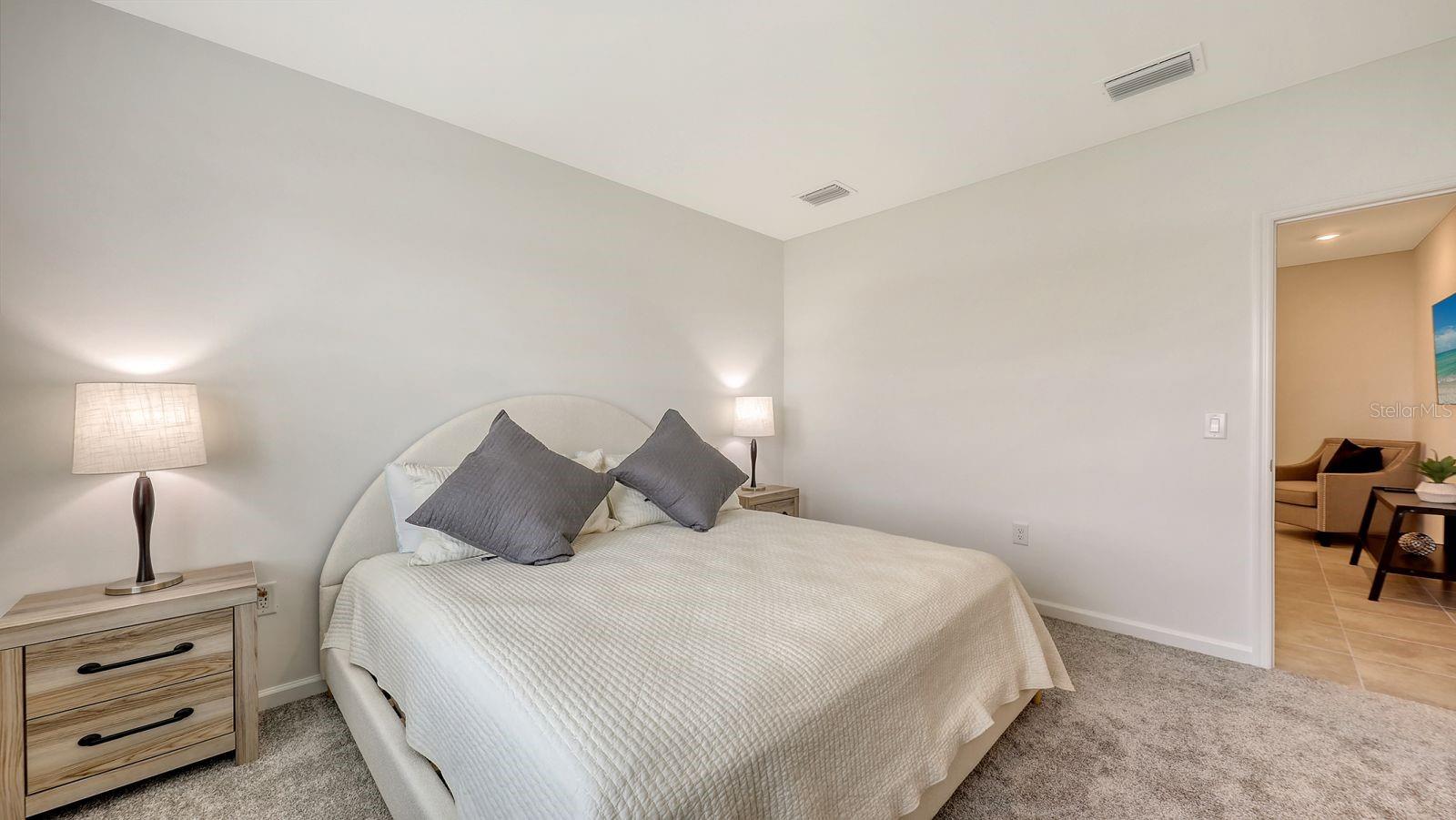 AVANTI/WATERSIDE - Residential Lease