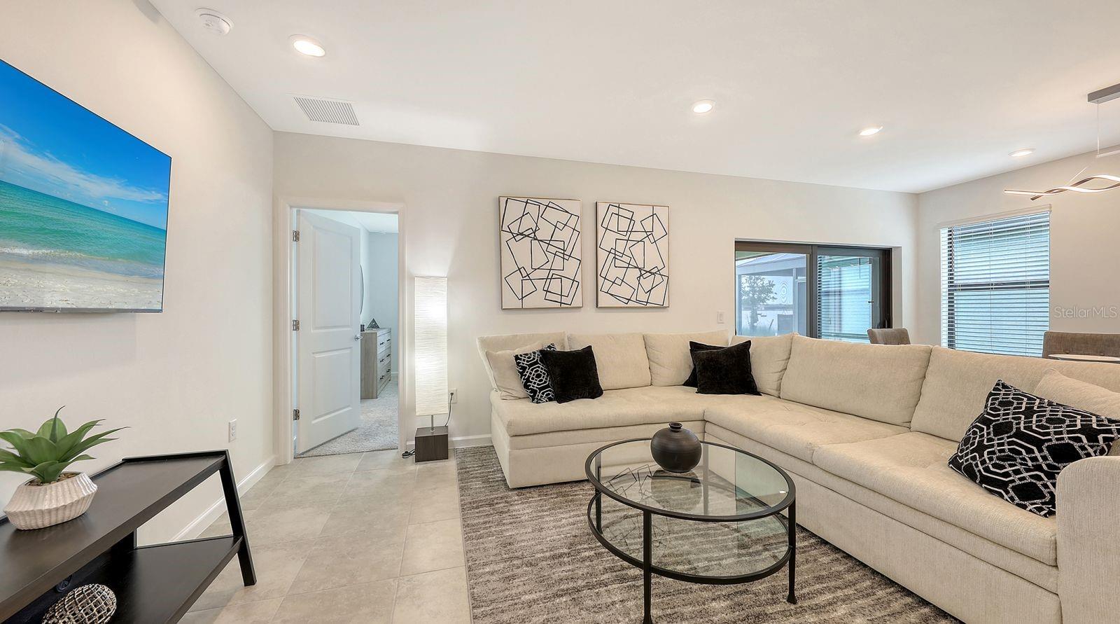 AVANTI/WATERSIDE - Residential Lease