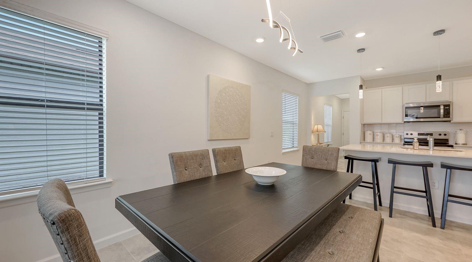 AVANTI/WATERSIDE - Residential Lease