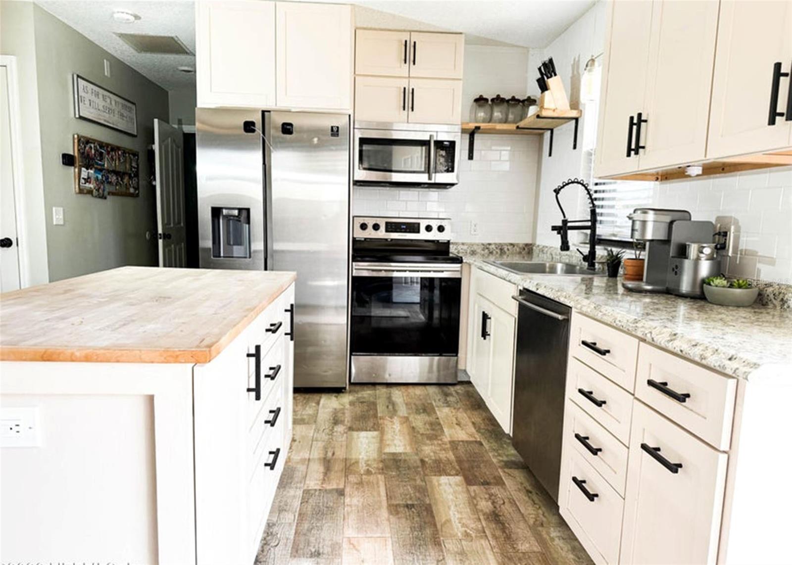 POSTMASTERS RETIREMENT VILLAGE - Residential