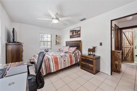 Tiny photo for 17885 NE 2nd Place, Williston, FL 32696 (MLS # OM715392)