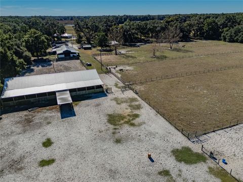 Tiny photo for 17885 NE 2nd Place, Williston, FL 32696 (MLS # OM715392)