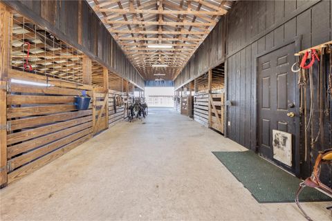 Tiny photo for 17885 NE 2nd Place, Williston, FL 32696 (MLS # OM715392)