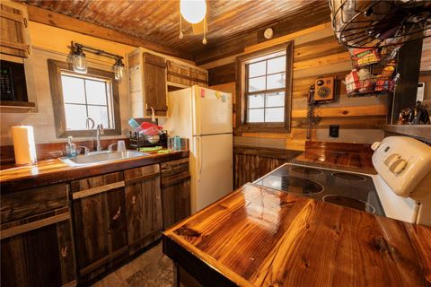 Tiny photo for 17885 NE 2nd Place, Williston, FL 32696 (MLS # OM715392)