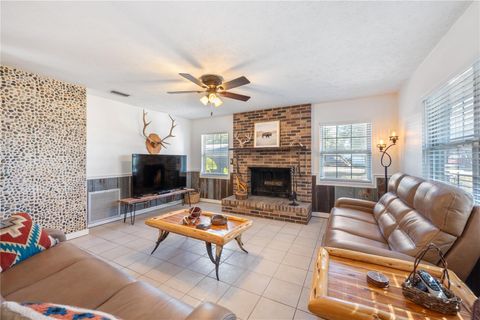 Tiny photo for 17885 NE 2nd Place, Williston, FL 32696 (MLS # OM715392)