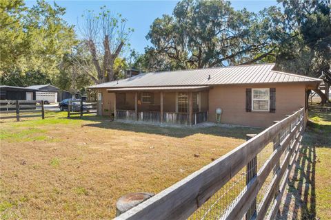 Tiny photo for 17885 NE 2nd Place, Williston, FL 32696 (MLS # OM715392)