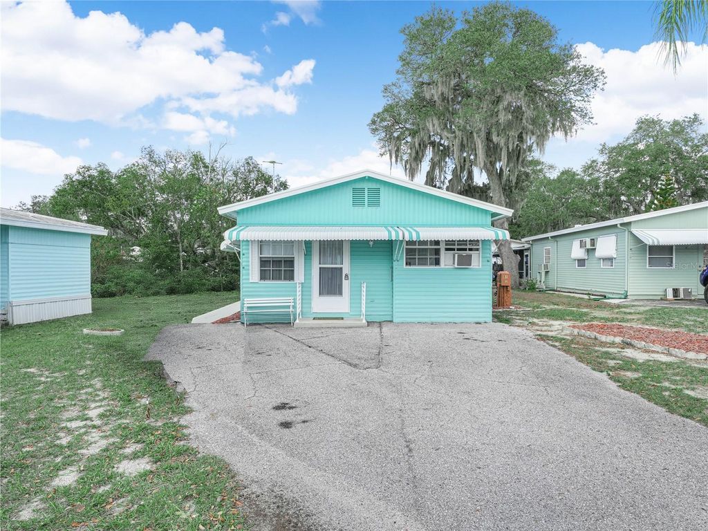 Photo of 8 Silver Doctor Lane, Lake Wales, FL 33898 (MLS # K4903328)