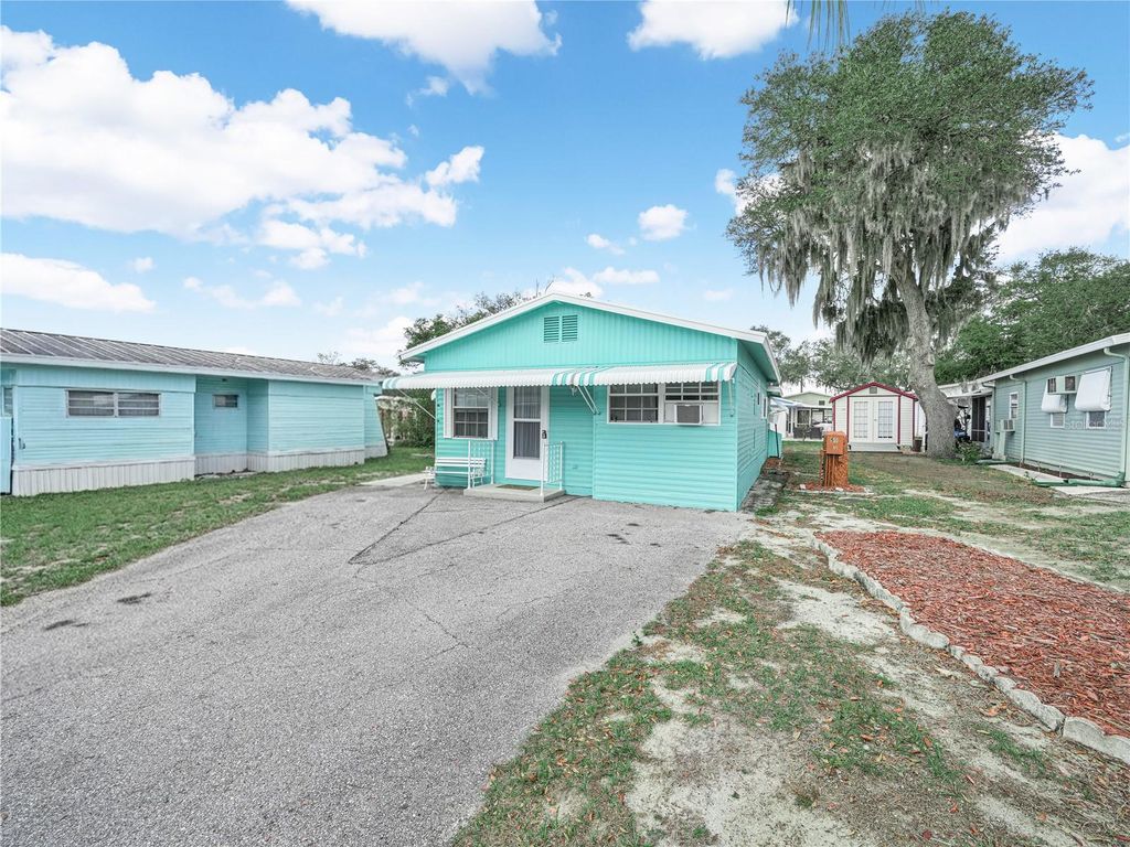 Photo of 8 Silver Doctor Lane, Lake Wales, FL 33898 (MLS # K4903328)