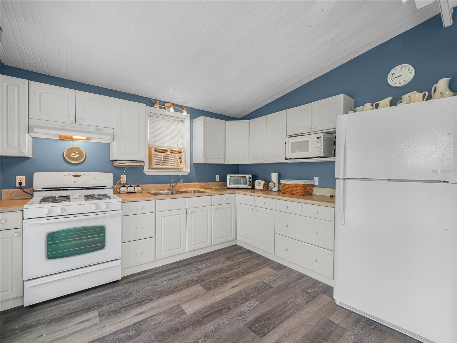 SADDLEBAG - Residential