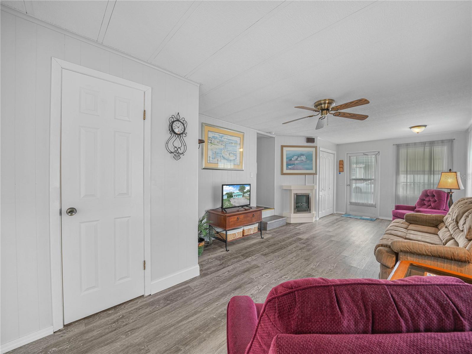 SADDLEBAG - Residential