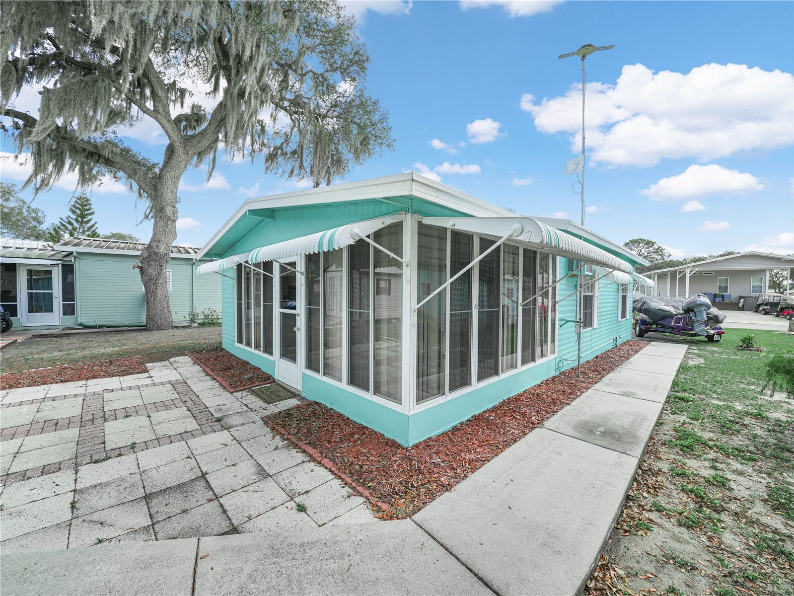 SADDLEBAG - Residential