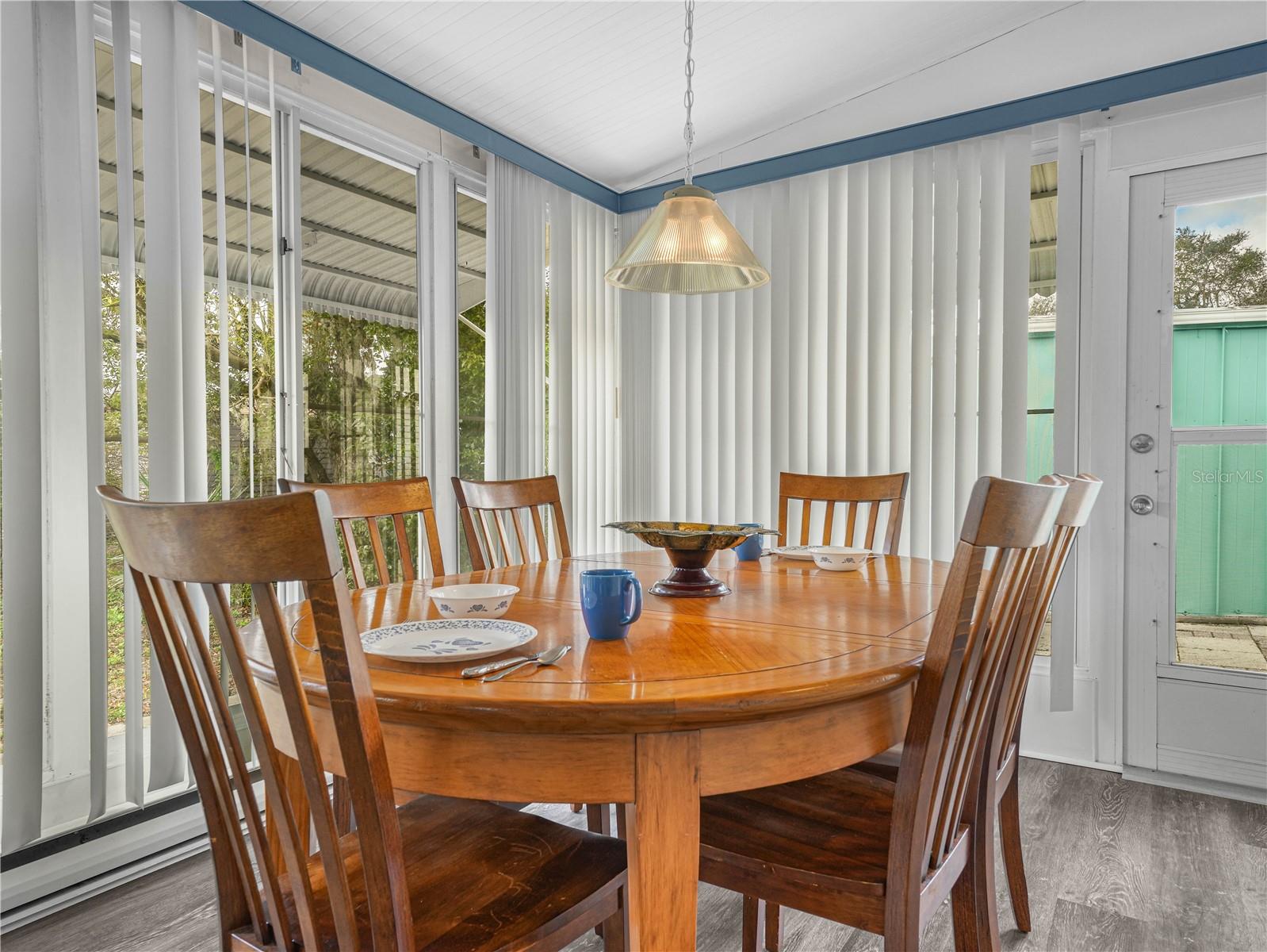 SADDLEBAG - Residential