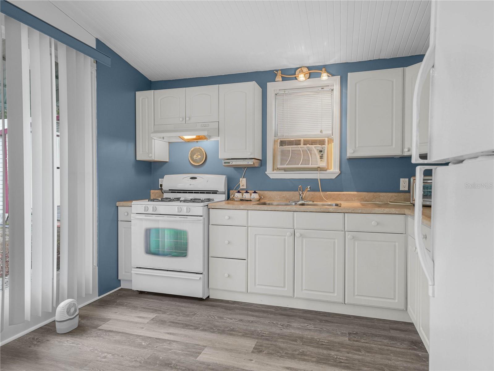 SADDLEBAG - Residential