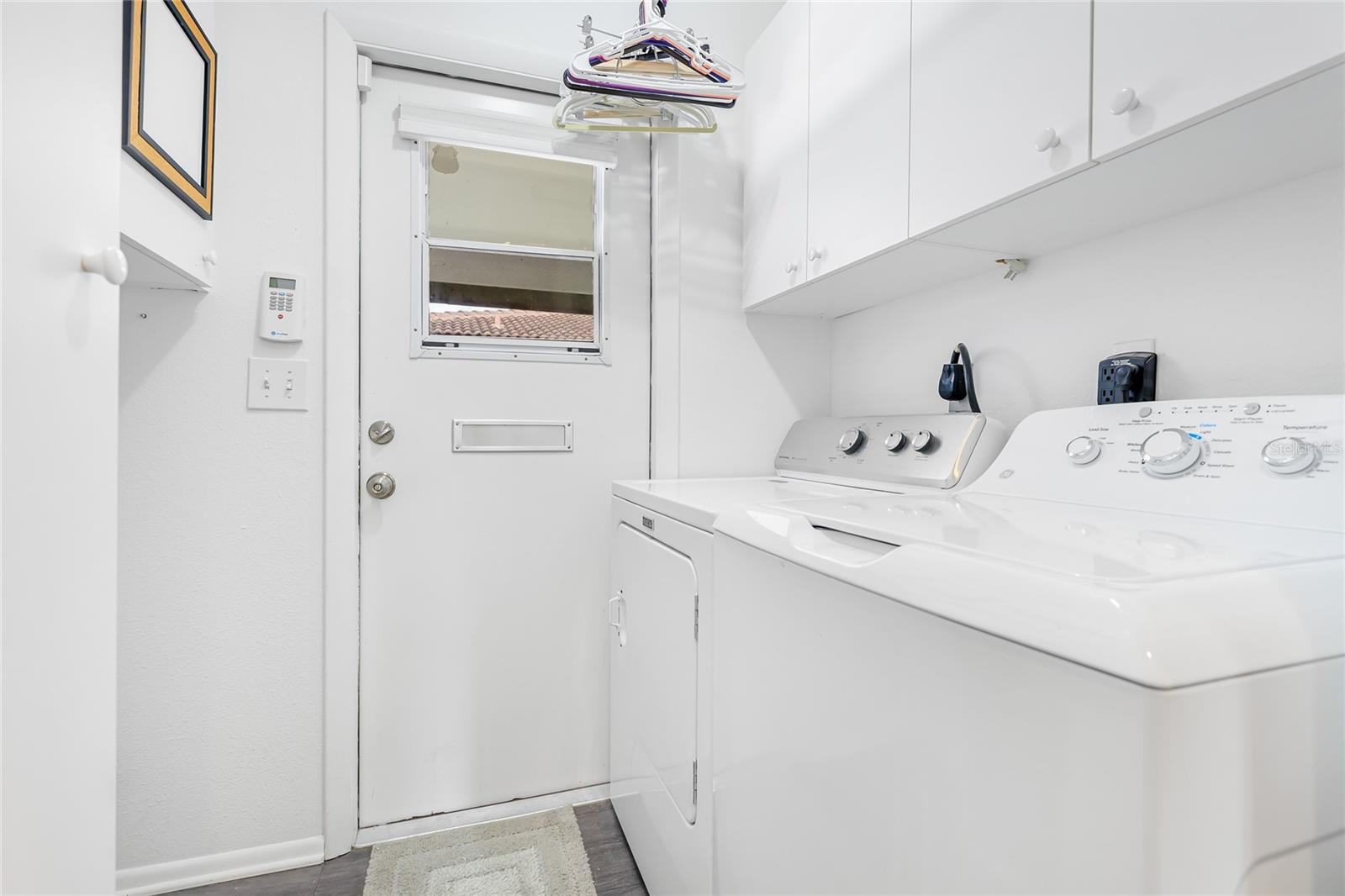 CAMBRIDGE VILLAGE - Residential