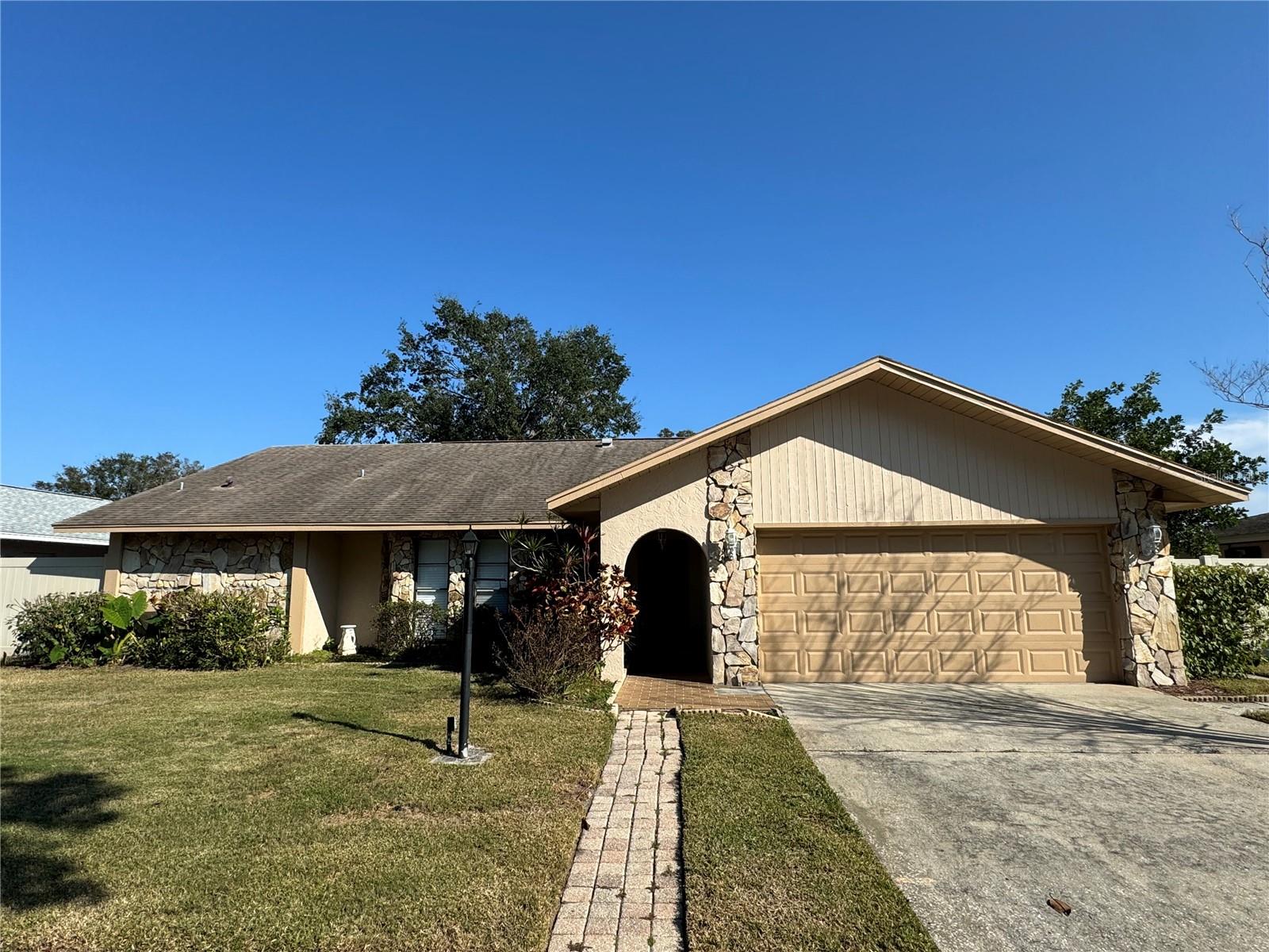 HEATHER HILLS - Residential Lease