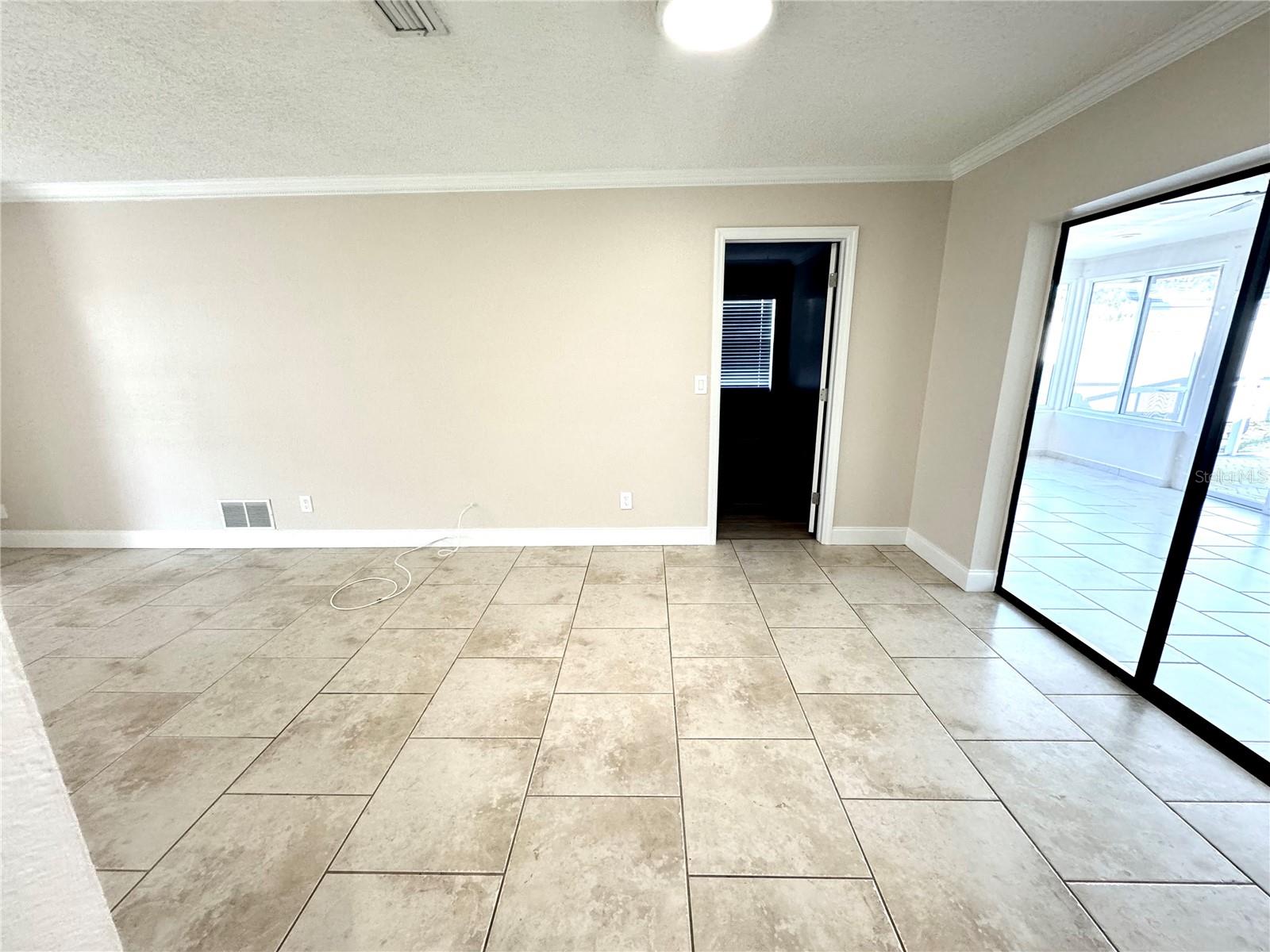 HEATHER HILLS - Residential Lease