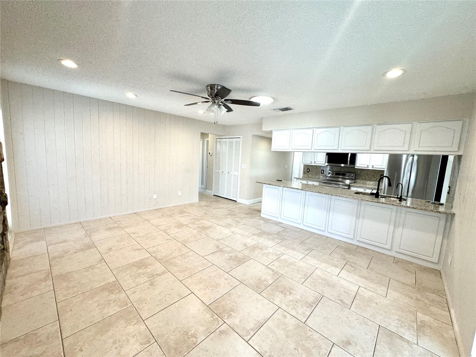 HEATHER HILLS - Residential Lease