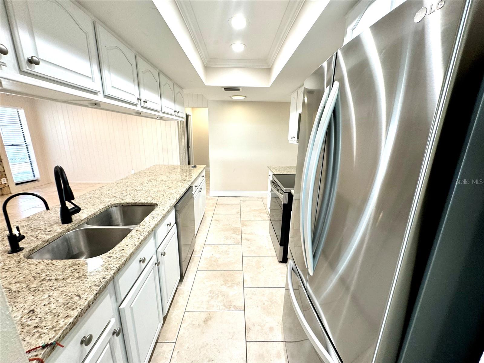 HEATHER HILLS - Residential Lease