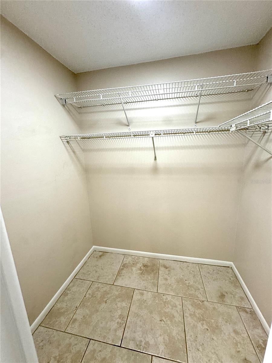 HEATHER HILLS - Residential Lease