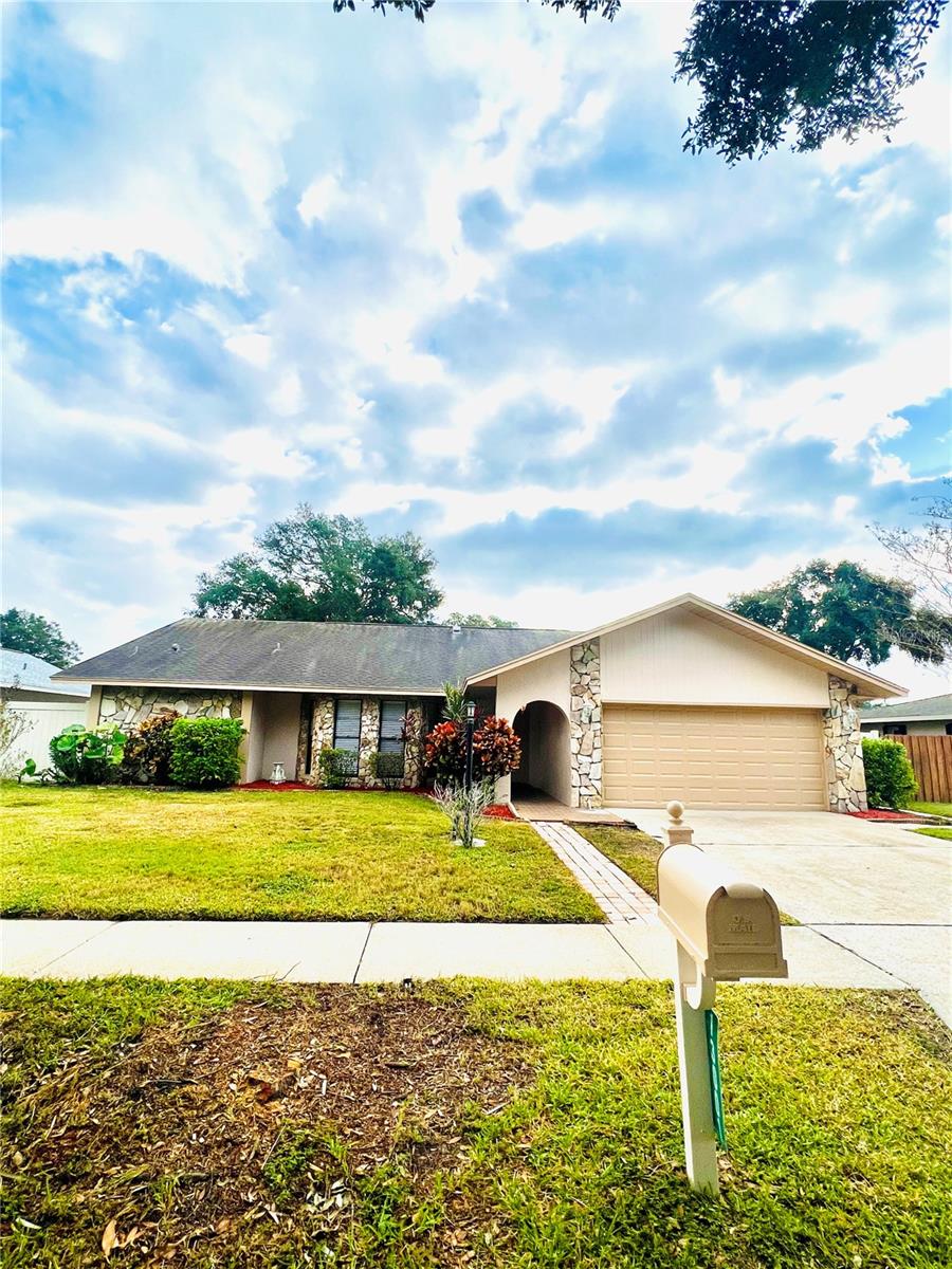 HEATHER HILLS - Residential Lease