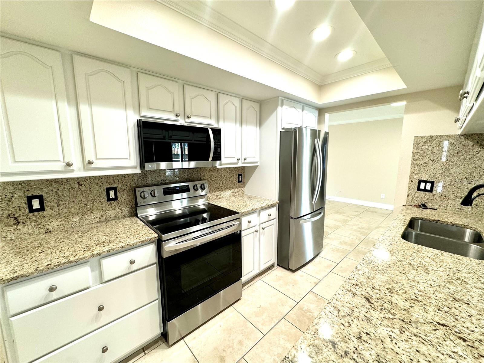 HEATHER HILLS - Residential Lease