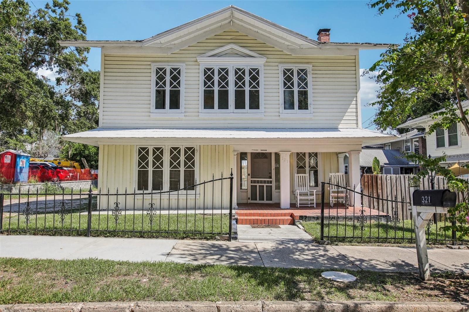 Discover a rare opportunity to live in the heart of Tarpon Springs! This fully updated historical home, built in 1913, combines timeless character with modern comfort, making it a one-of-a-kind rental you won’t want to miss.
Located at 321 E Orange St, this home is perfectly positioned just a 2-minute walk to vibrant Downtown Tarpon Springs, where you’ll find boutique shopping, restaurants, coffee shops, wine bars, breweries, festivals, and the world-famous Sponge Docks. Whether it’s dining on the water, browsing unique local stores, or enjoying weekend events, there’s always something to do right outside your front door.
Step inside and you’ll be impressed by the spacious layout, highlighted by a very large master bedroom that provides a true retreat. The home’s thoughtful updates maintain its historic charm while offering the comfort and style of today’s living.
Love the outdoors? You’re just a 1-minute walk to the Pinellas Trail, perfect for biking, running, or evening strolls. In addition, Craig Park and its scenic bayou views are only a 10-minute walk, while Howard Park and Sunset Beach are just a quick 7-minute drive for your beach days.
Homes like this rarely become available. Don’t wait—schedule a showing today and experience Tarpon Springs living at its finest!