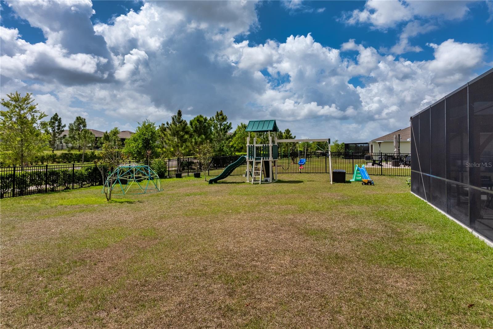 STONEYBROOK HILLS - Residential