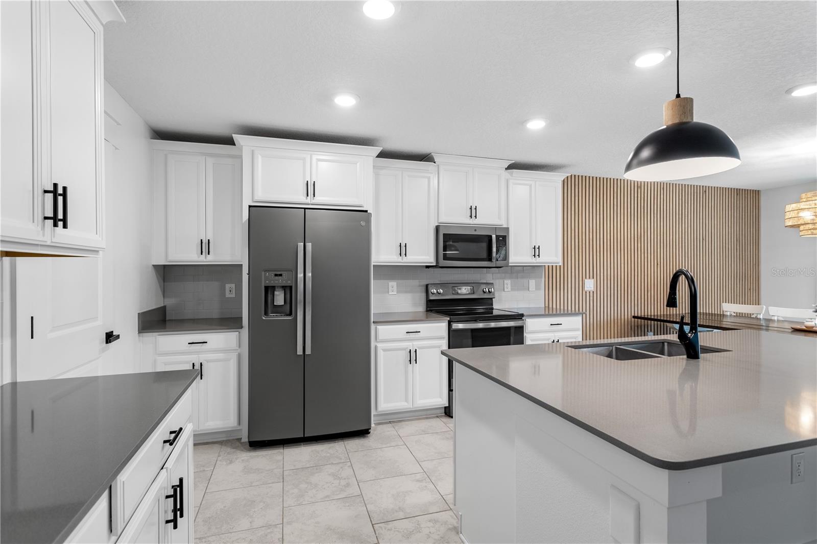 STONEYBROOK HILLS - Residential