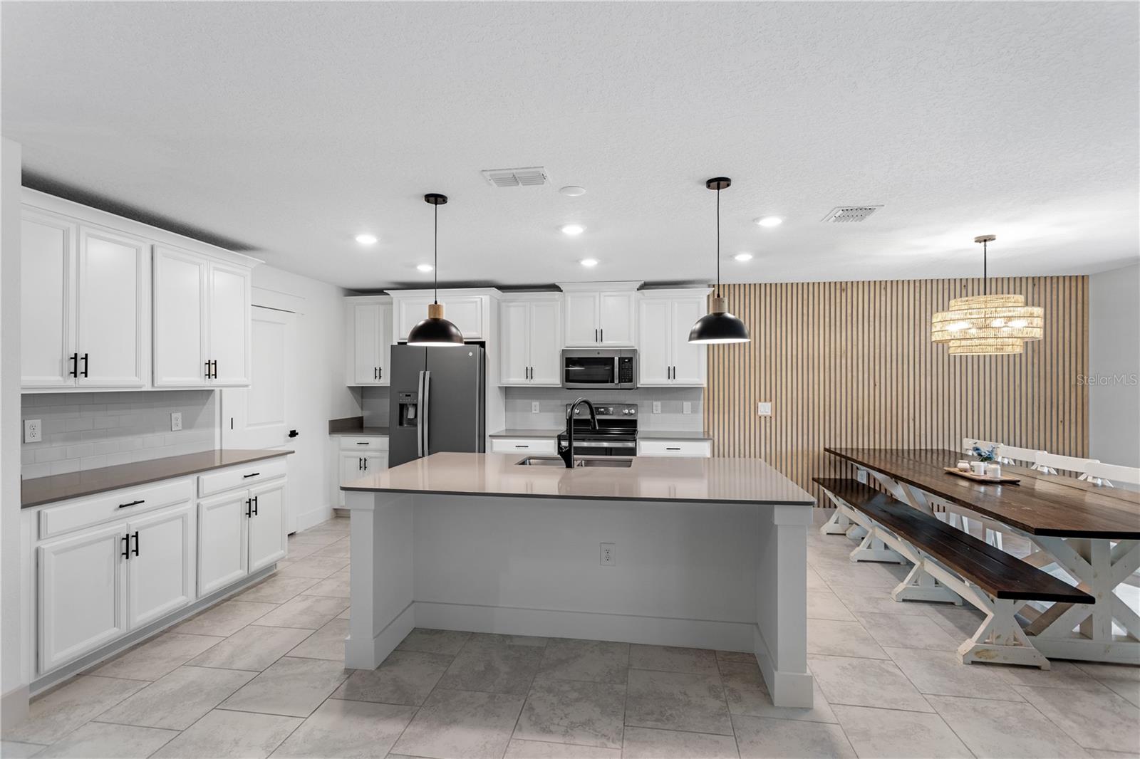 STONEYBROOK HILLS - Residential