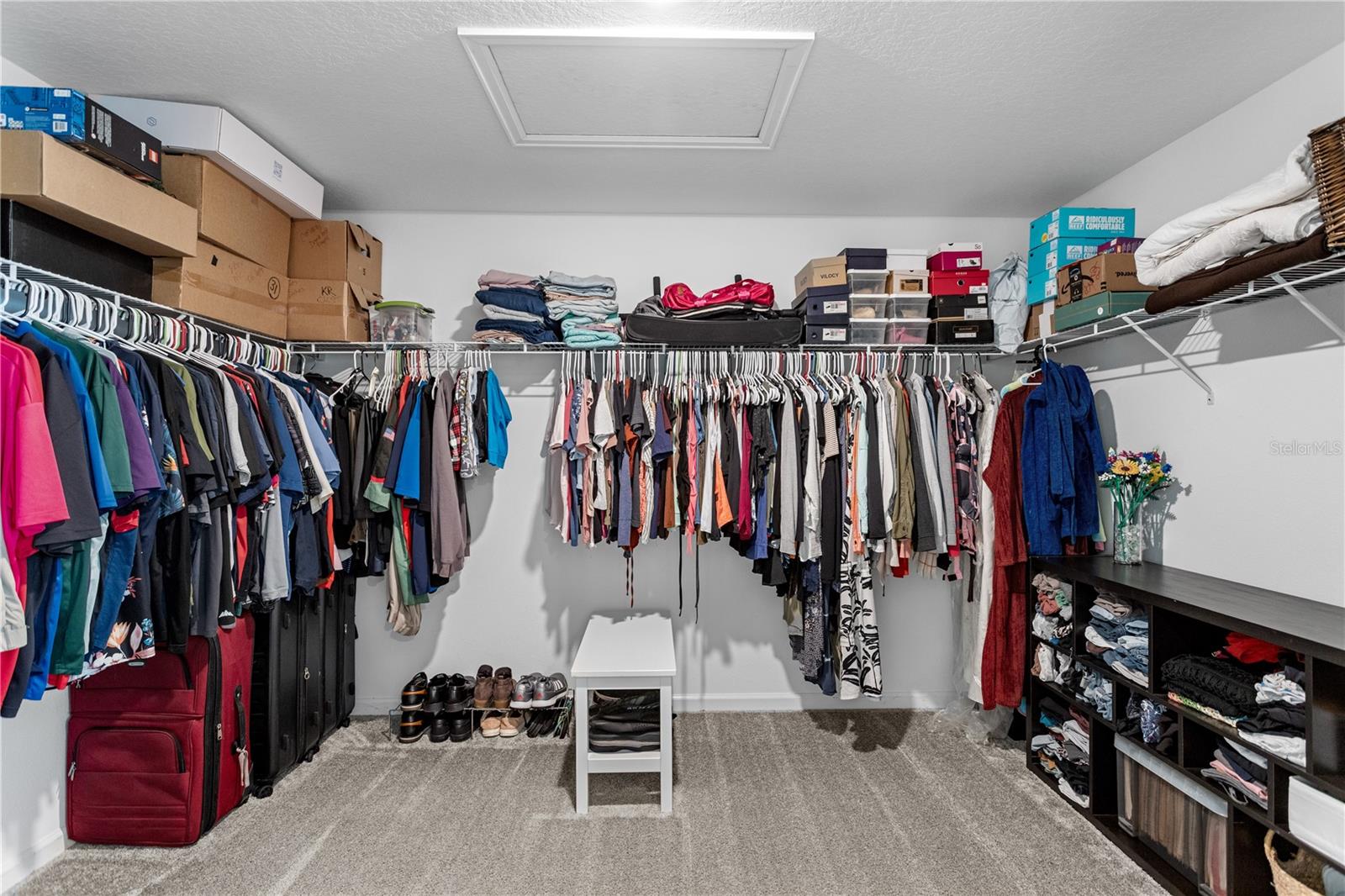 STONEYBROOK HILLS - Residential