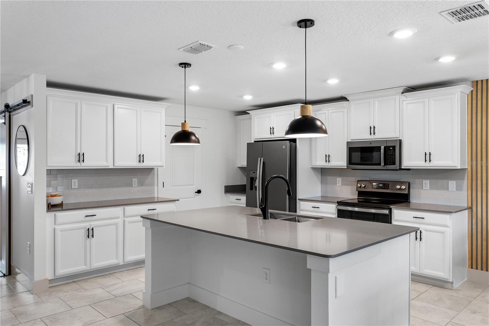 STONEYBROOK HILLS - Residential