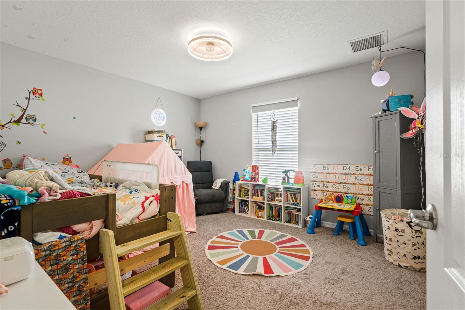 ROYAL HIGHLANDS - Residential