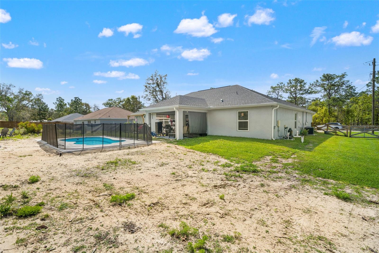 ROYAL HIGHLANDS - Residential