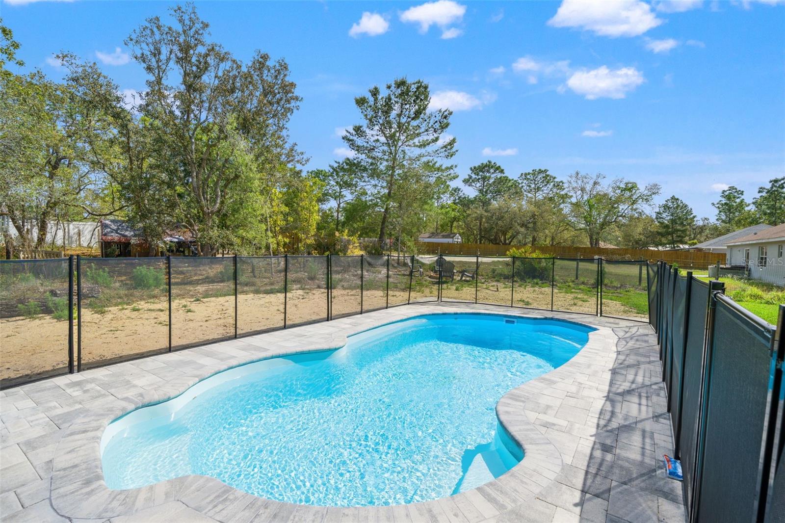 ROYAL HIGHLANDS - Residential