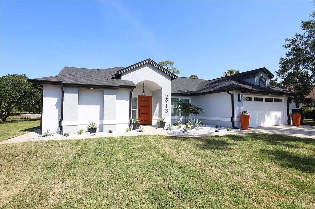 Photo of 2913 Eagle Lake Drive, Orlando, FL 32837 (MLS # S5147437)