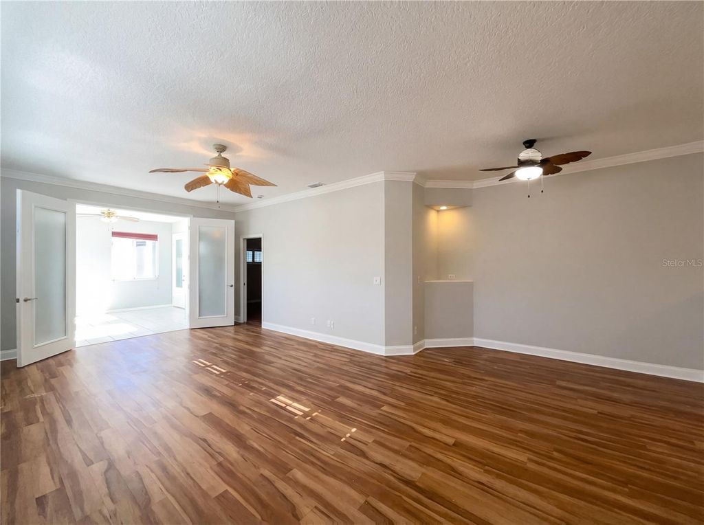 Photo of 5928 Brittania Boulevard, Tavares, FL 32778 (MLS # O6380261)