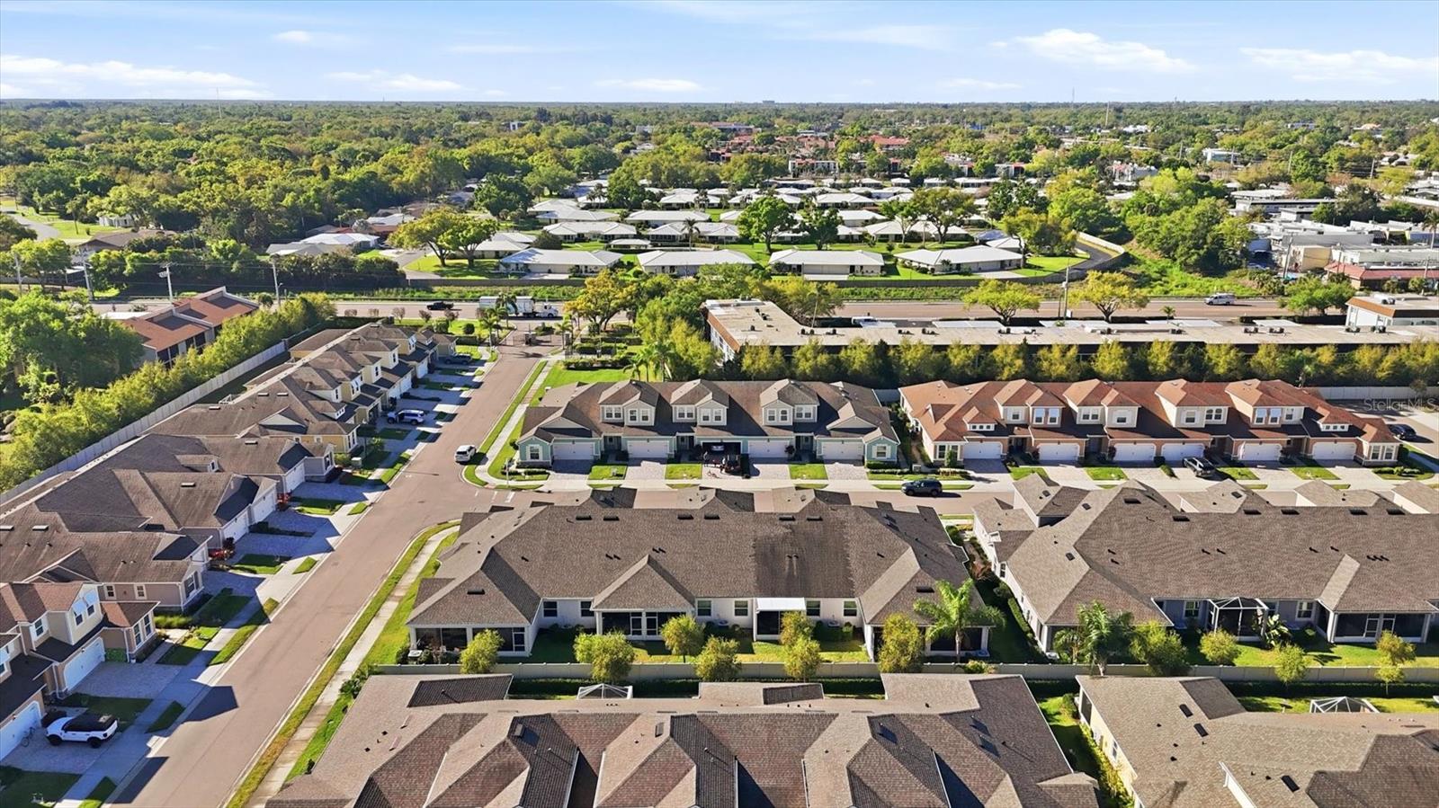 ENCLAVE/FRST LAKES - Residential