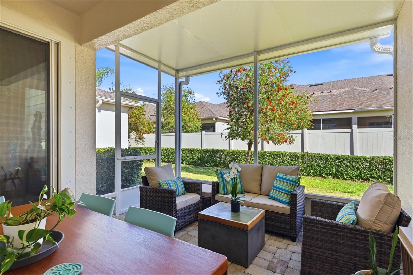 ENCLAVE/FRST LAKES - Residential