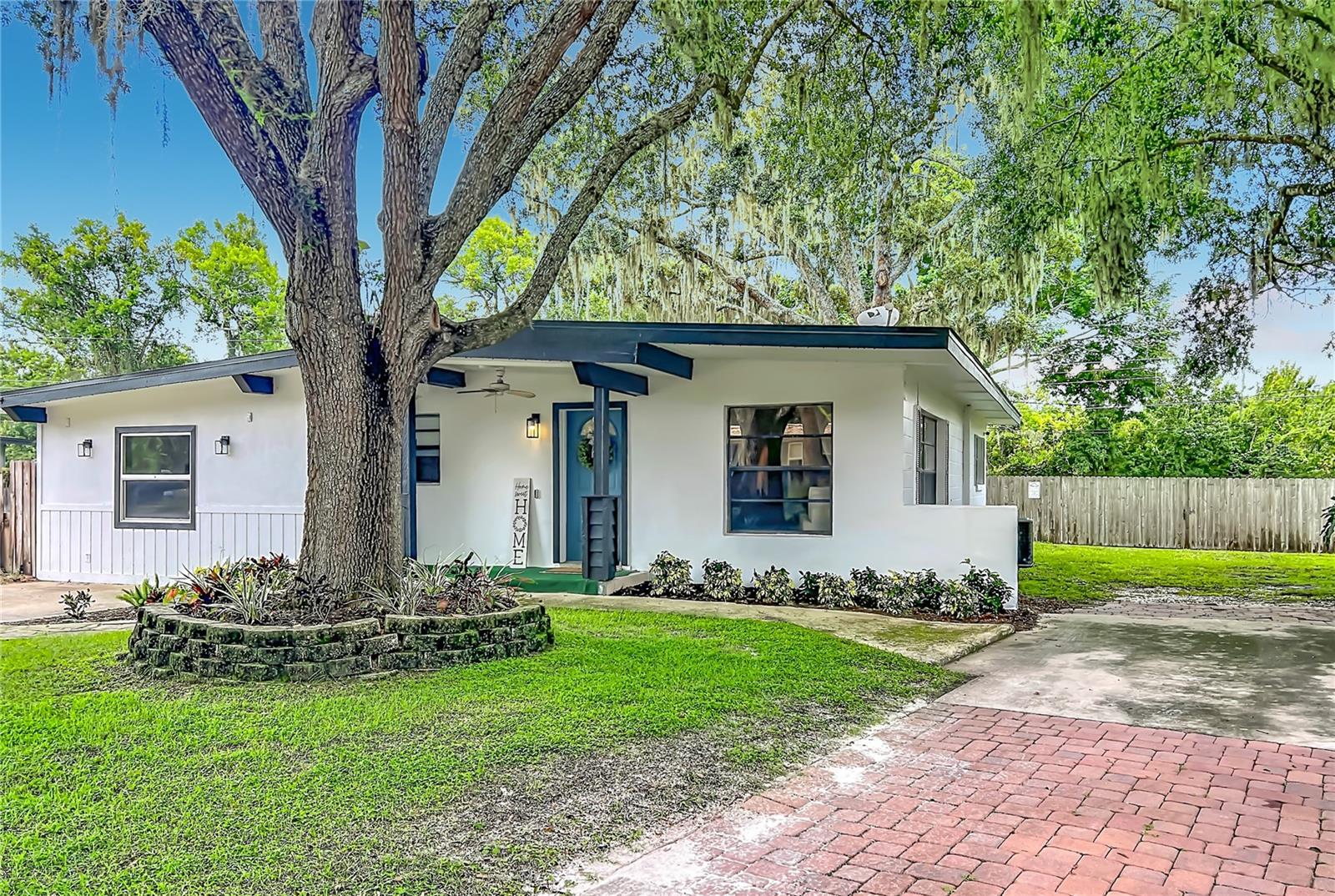 719 CHEROKEE CIRCLE
