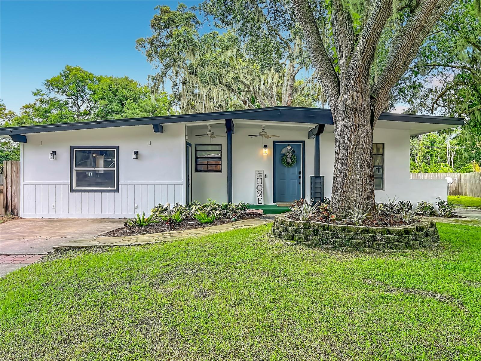 719 CHEROKEE CIRCLE